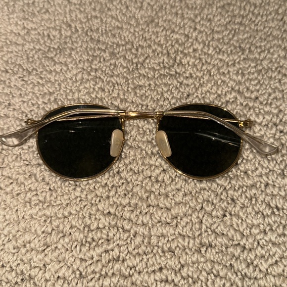 Ray-Ban Round Metal Sunglasses - Picture 4 of 5